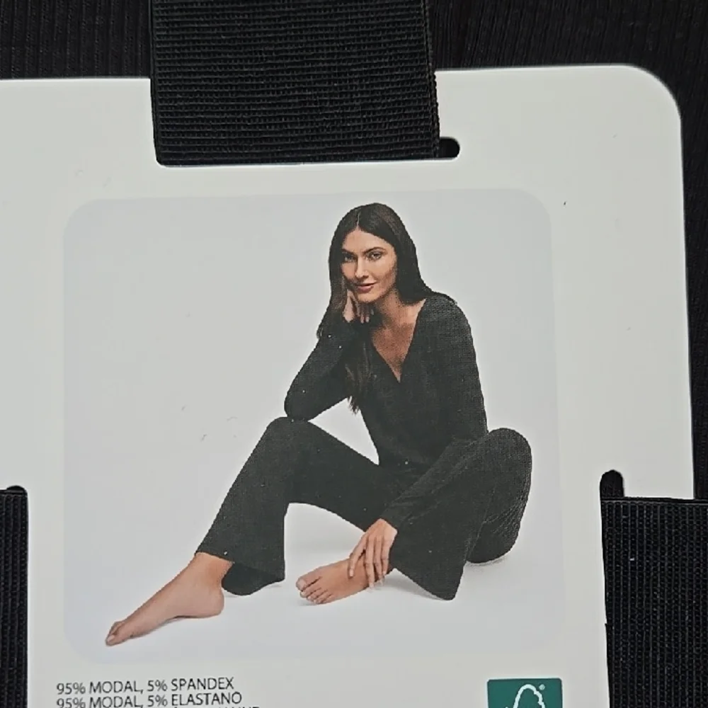 Banana Republic Black Ribbed 2-Piece Lounge Set - Picture 2 of 4